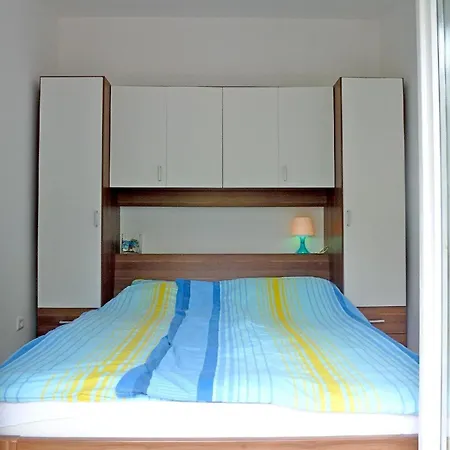 Apartment Fuer 2 Personen Ca 40 Qm In Njivice, Kvarner Bucht Krk Njivice
