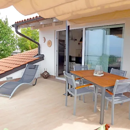 Apartment Fuer 2 Personen Ca 40 Qm In Njivice, Kvarner Bucht Krk